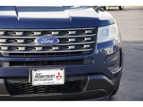 Used 2016 Ford Explorer FWD image 9