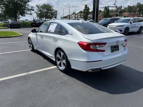 Used 2020 Honda Accord Touring image 5