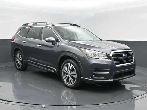 Used 2019 Subaru Ascent Touring w/ Popular Package #3 image 1