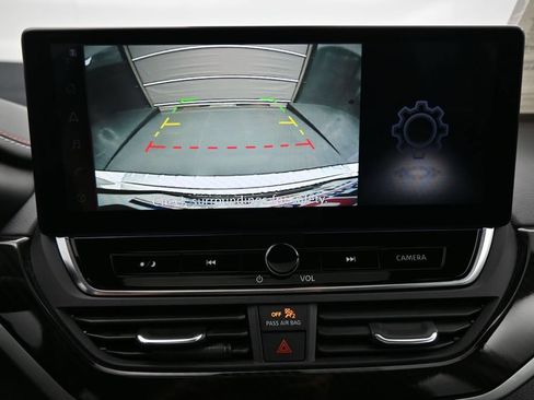 Used 2023 Nissan Altima 2.5 SR w/ SR Premium Package FWD image 24