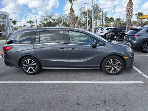 Used 2019 Honda Odyssey Elite image 3