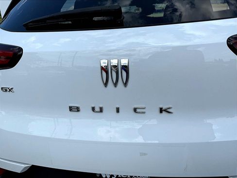 Used 2024 Buick Encore GX Preferred FWD image 24