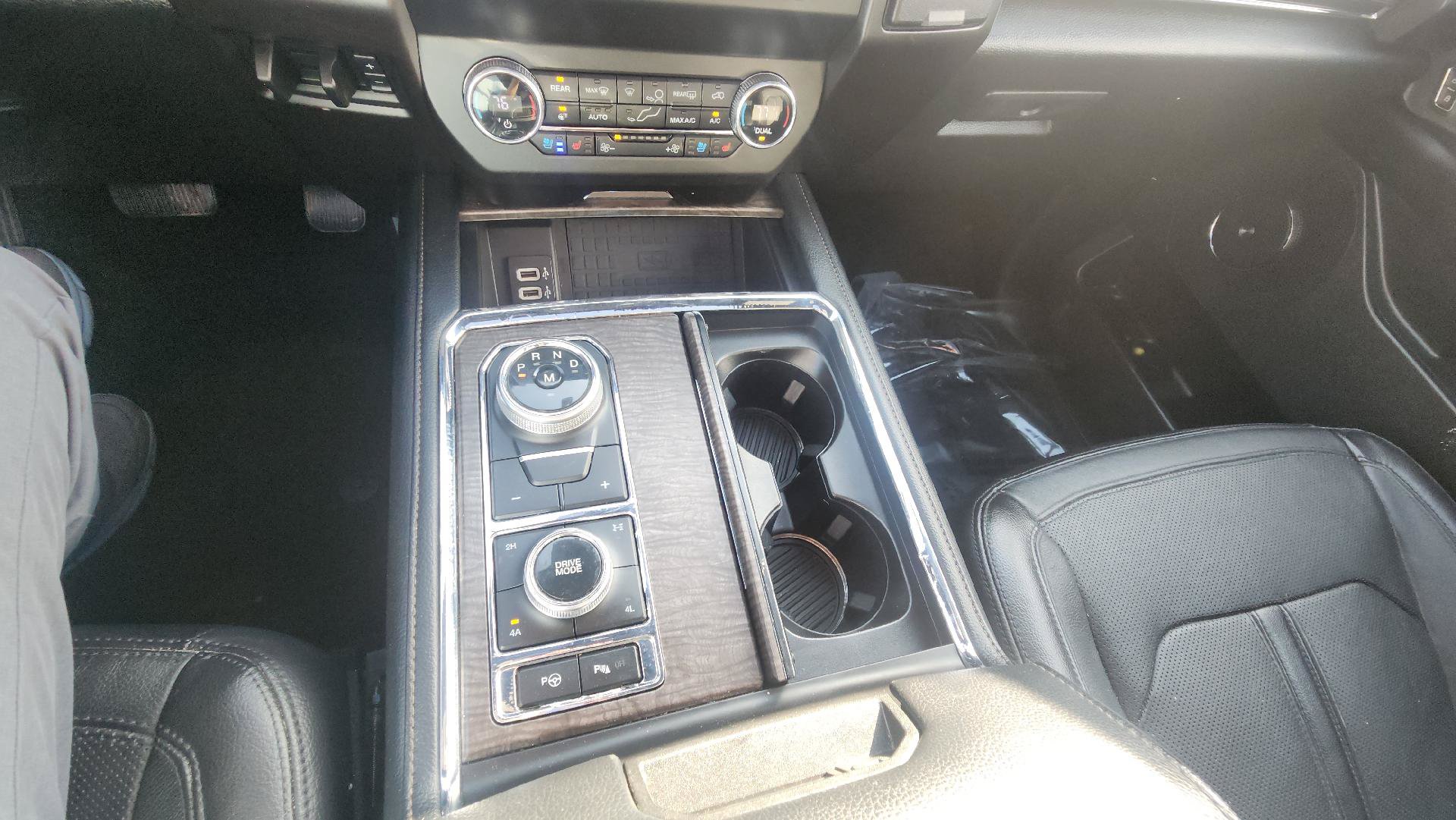 Used 2019 Ford Expedition Max Limited w/ Special Edition Package AWD/4WD image 16