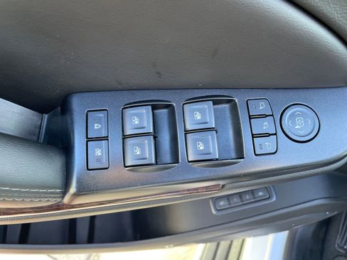 Used 2019 GMC Yukon SLT image 11