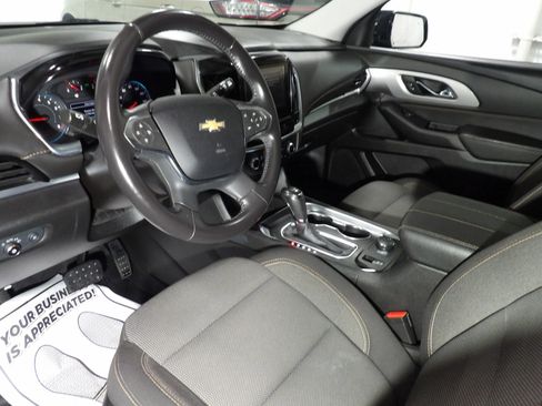 Used 2019 Chevrolet Traverse LT w/ LPO, Floor Liner Package AWD/4WD image 10