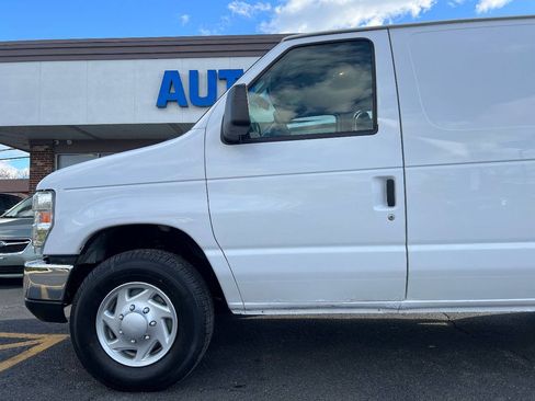 Used 2013 Ford E-250 and Econoline 250 w/ Commercial Cargo Van Pkg RWD image 38