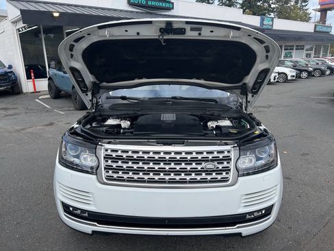 Used 2016 Land Rover Range Rover HSE image 13