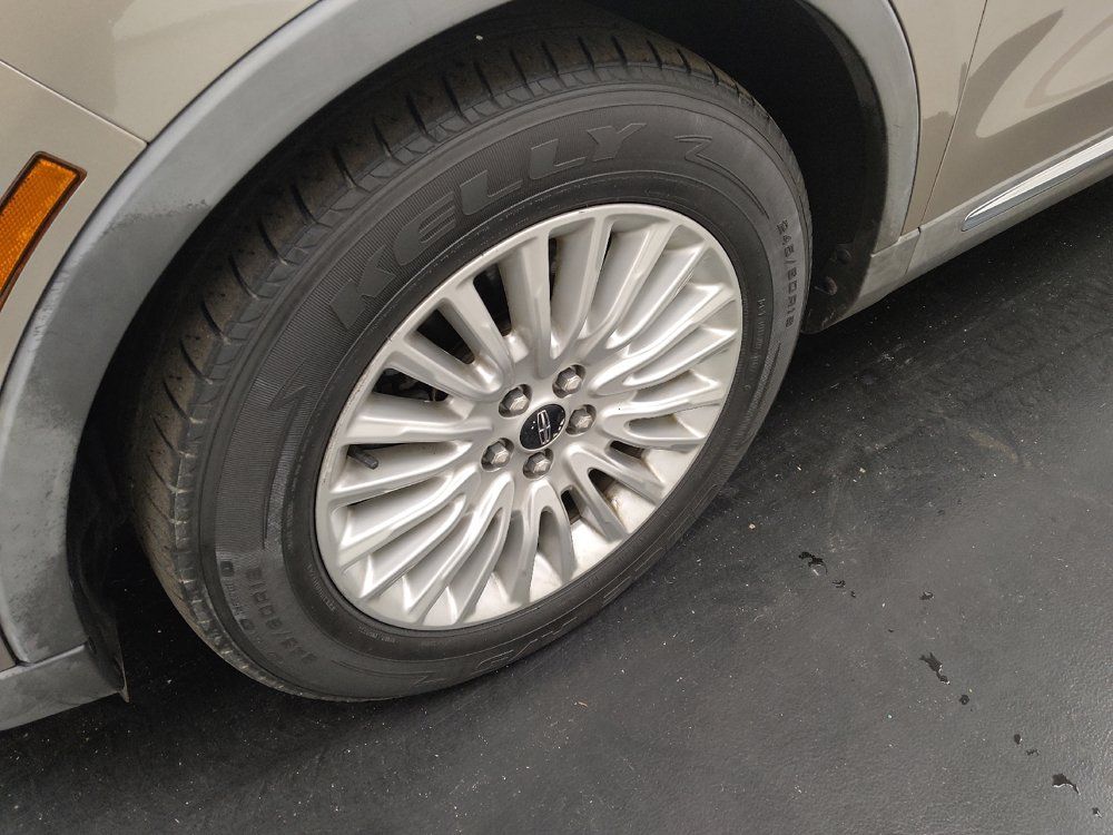 Used 2020 Lincoln Nautilus FWD image 31