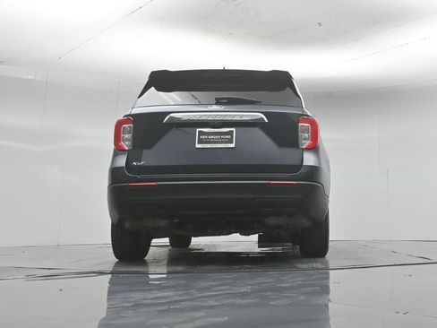 Certified 2023 Ford Explorer XLT RWD image 49