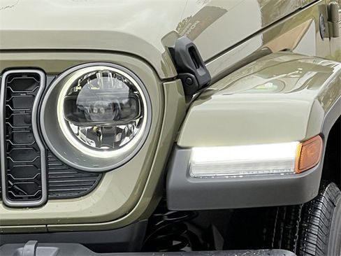 New 2026 Jeep Gladiator Sport image 35