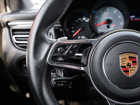 Used 2020 Porsche Macan S AWD/4WD image 16