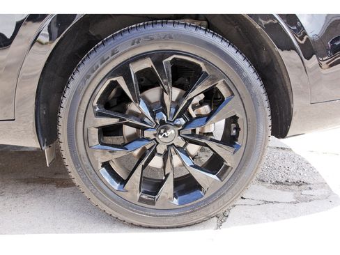 Certified 2023 Kia Sorento SX FWD image 37