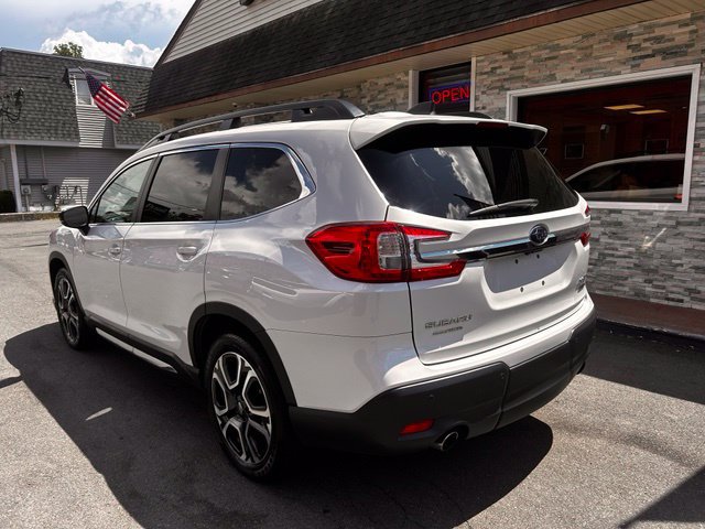 Used 2024 Subaru Ascent Limited AWD/4WD image 5