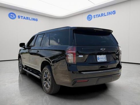 Certified 2024 Chevrolet Suburban Z71 w/ Luxury Package AWD/4WD image 6