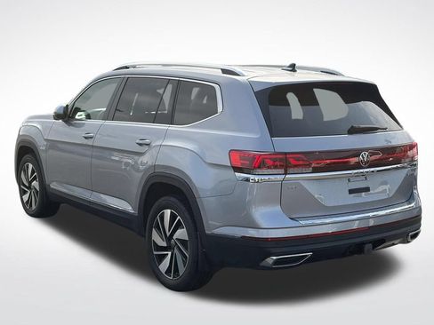 Used 2024 Volkswagen Atlas SEL AWD/4WD image 6
