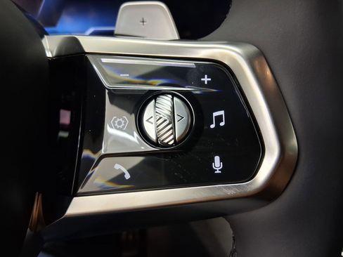 New 2026 BMW 740i w/ Premium Package image 15