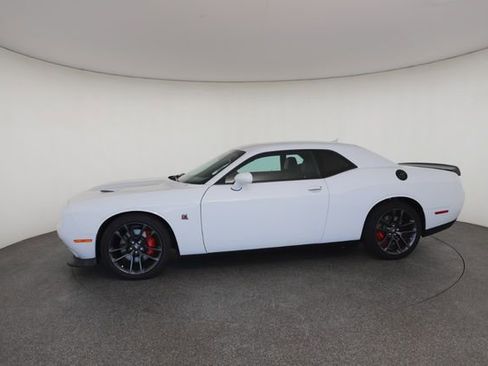 Used 2022 Dodge Challenger R/T Scat Pack w/ Plus Package image 6