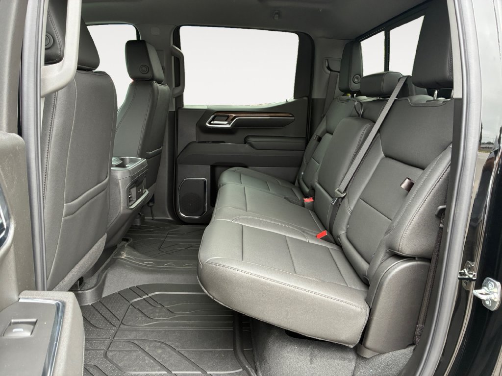 New 2026 Chevrolet Silverado 1500 RST w/ RST All Star Premium Package AWD/4WD image 13