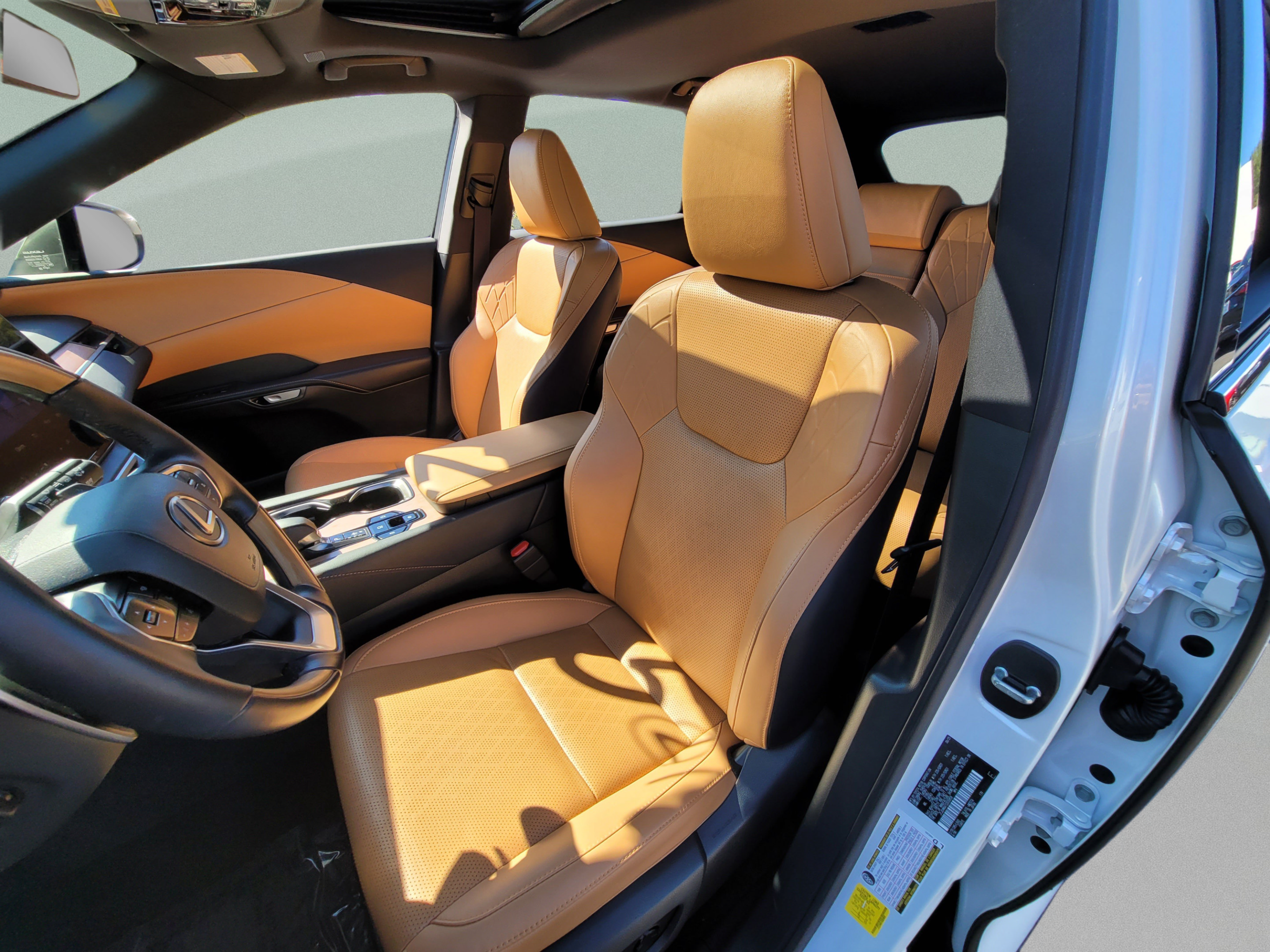 Certified 2025 Lexus RX 350 Premium Plus FWD image 14