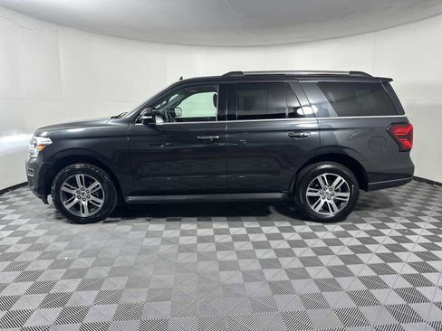 Certified 2024 Ford Expedition Limited image 4