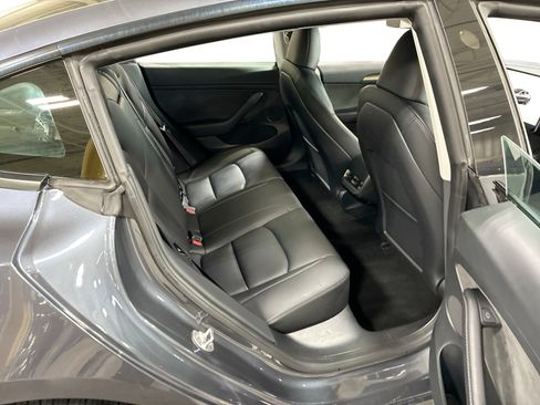 Certified 2023 Tesla Model 3 Standard Range RWD image 11