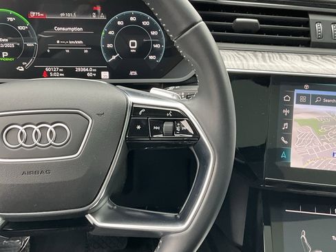 Used 2019 Audi e-tron Prestige w/ Prestige Package image 40