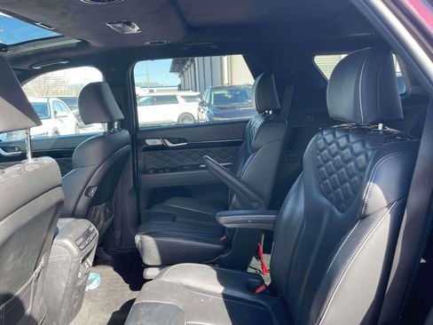 Used 2022 Hyundai Palisade Calligraphy image 12