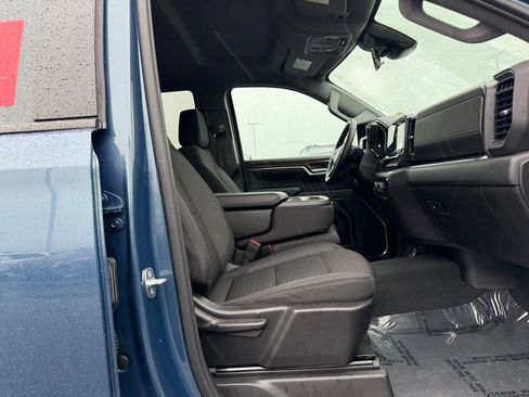 Used 2024 Chevrolet Silverado 1500 LT AWD/4WD image 22