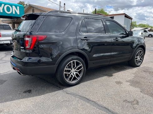 Used 2016 Ford Explorer Sport w/ Equipment Group 401A AWD/4WD image 4