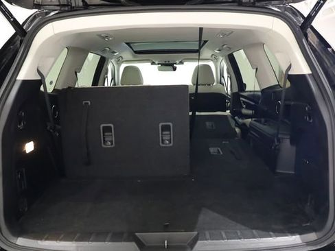 Used 2023 Subaru Ascent Limited w/ Technology Package image 34