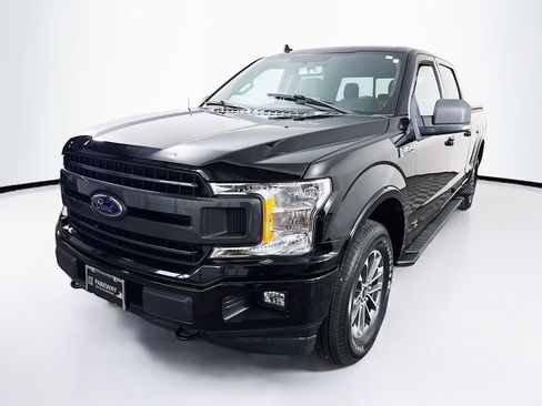 Used 2018 Ford F150 XLT w/ Equipment Group 302A Luxury image 3
