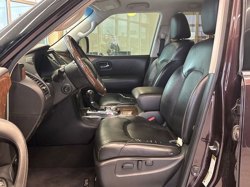 Used 2016 INFINITI QX80 4WD w/ Driver's Assistance Package image 10