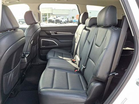 Used 2022 Kia Telluride LX image 10