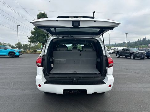 Used 2021 Toyota Sequoia SR5 w/ Premium Package AWD/4WD image 11