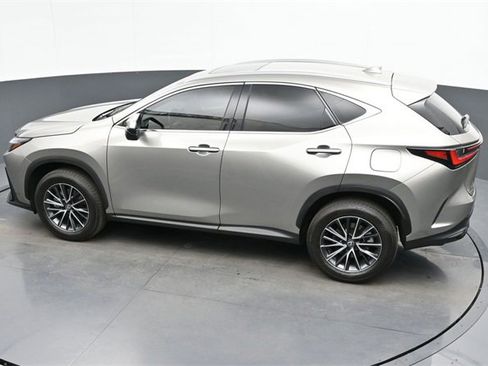 Used 2025 Lexus NX 250 FWD w/ Premium Package image 23