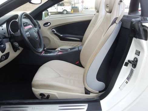 Used 2008 Mercedes-Benz SLK 280 image 2