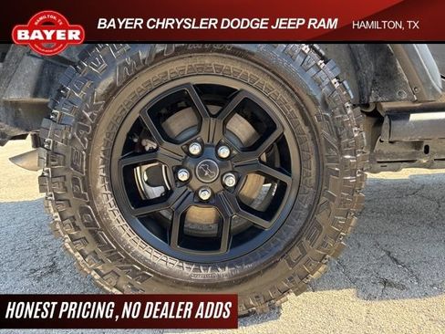 Used 2024 Jeep Wrangler Unlimited Sport AWD/4WD image 17
