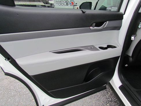 Used 2022 Hyundai Palisade SEL w/ 8P Bench Seat Package FWD image 13