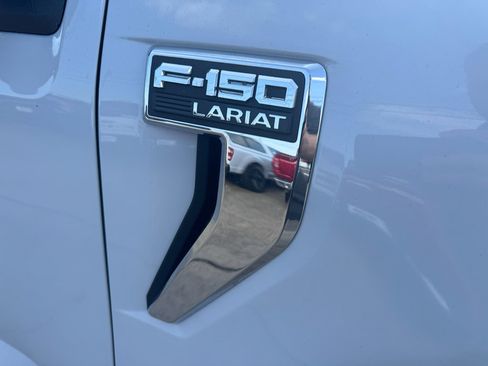 Used 2025 Ford F150 Lariat w/ Equipment Group 502A High AWD/4WD image 15