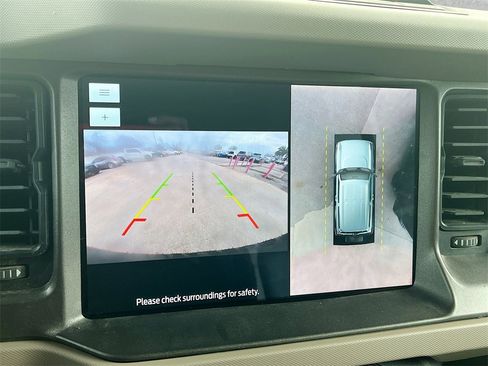 Used 2024 Ford Bronco Wildtrak image 14