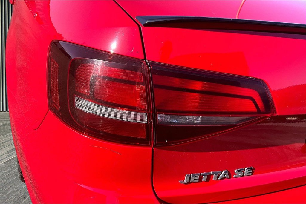 Used 2018 Volkswagen Jetta Sport FWD image 27