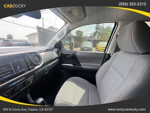 Used 2023 Toyota Tacoma SR5 image 17