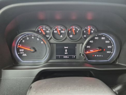 Used 2022 Chevrolet Silverado 1500 Custom image 19