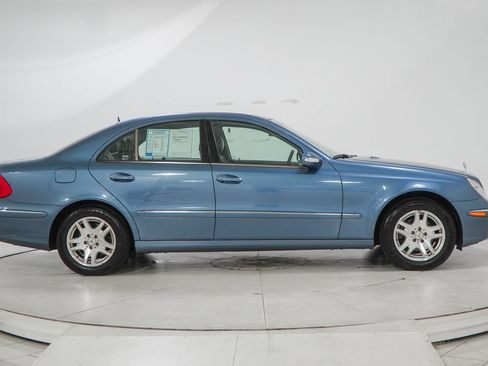 Used 2003 Mercedes-Benz E 320 Sedan image 12