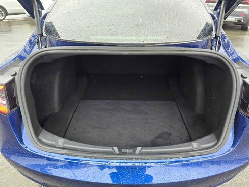 Used 2020 Tesla Model 3 Standard Range image 18