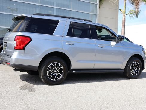 Used 2023 Ford Expedition XL image 9