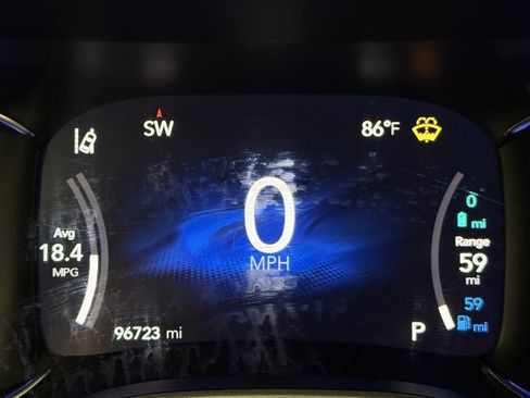 Used 2022 Chrysler Pacifica Touring-L w/ Uconnect Theater Family Group FWD image 19