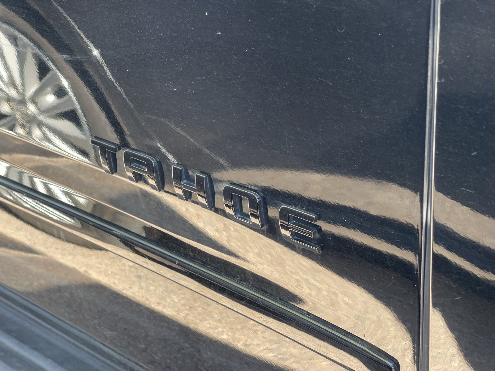 Used 2018 Chevrolet Tahoe Premier AWD/4WD image 5