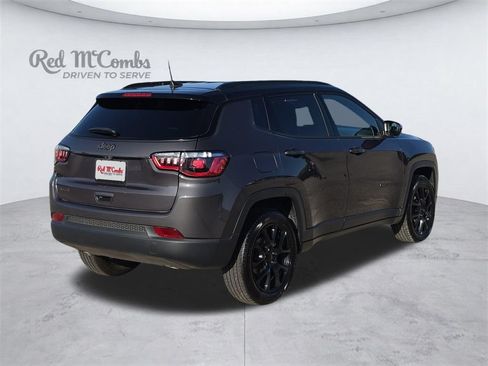 Used 2024 Jeep Compass Latitude w/ Altitude Special Edition AWD/4WD image 7
