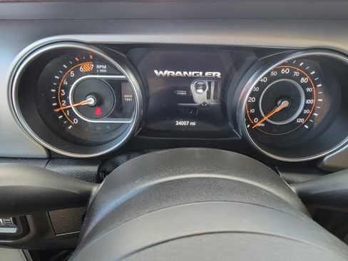Used 2021 Jeep Wrangler Unlimited Sport image 17